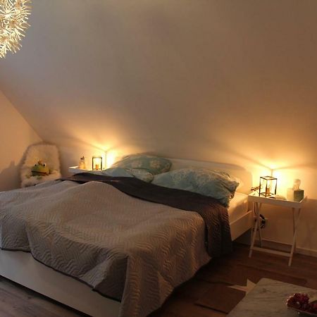Ferienwohnung Im Türmchen Oberfell Exterior foto