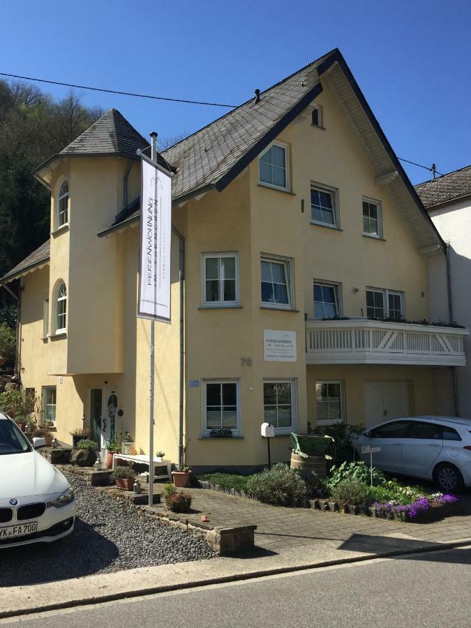 Ferienwohnung Im Türmchen Oberfell Exterior foto