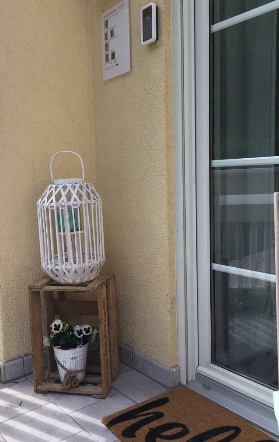 Ferienwohnung Im Türmchen Oberfell Exterior foto